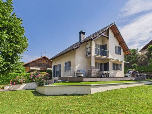 Villa à vendre 520 000 € 4 pièces 3 chambres 113 m² 912 m² de terrain Voglans 73420