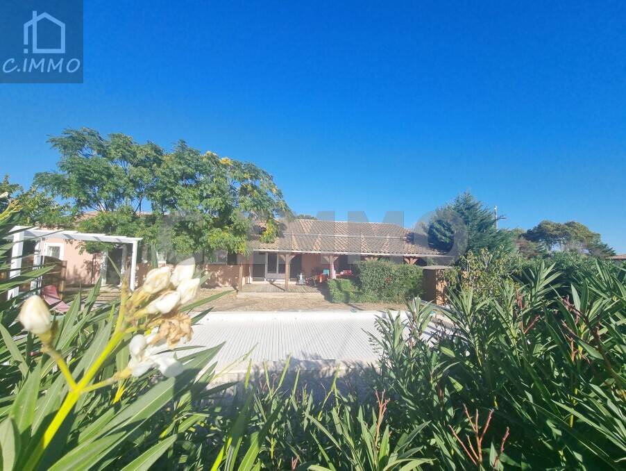 Maison à vendre, 140m², POUZOLLES