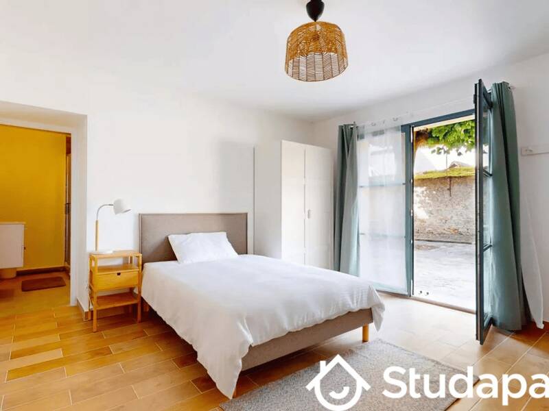 Maison à louer, 500m², FONTAINEBLEAU