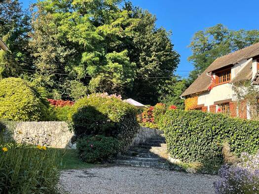 Maison à vendre 859 360 € 5 pièces 3 chambres 226,67 m² 10 620 m² de terrain Houdan 78550