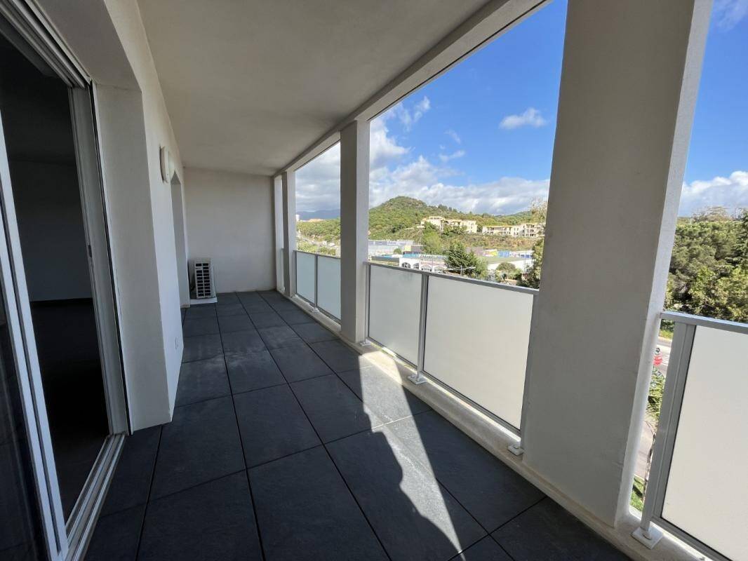Maison à louer, 68m², AJACCIO