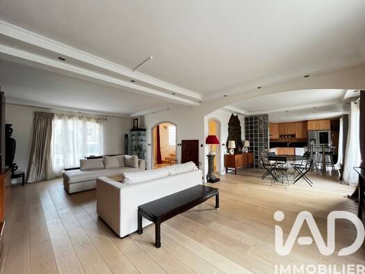 Maison à vendre 619 000 € 7 pièces 4 chambres 165 m² 480 m² de terrain Le Bois de Gaumont Villiers-sur-Marne 94350