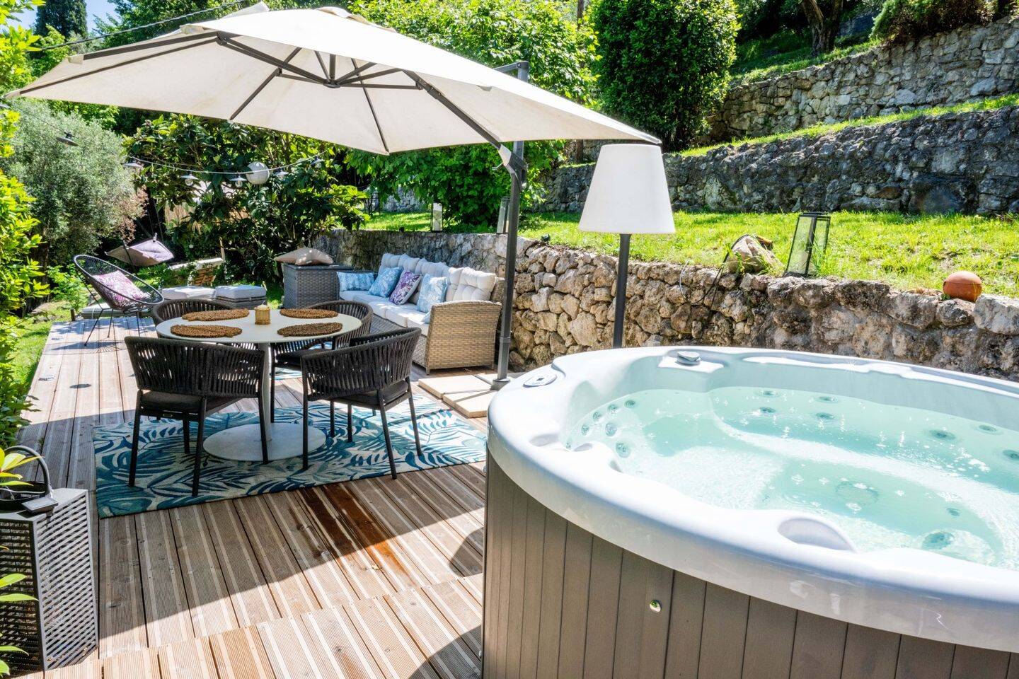 Maison à vendre, 200m², TOURRETTES SUR LOUP