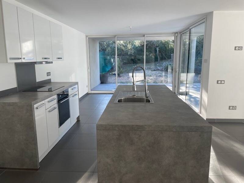 Maison à louer, 125m², MARSEILLE 11E