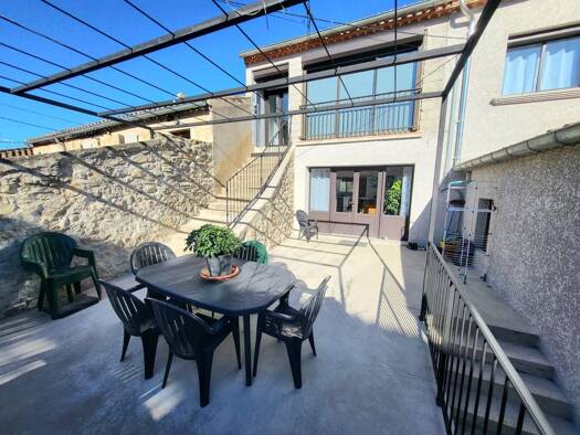 Maison de ville à vendre 207 000 € 4 pièces 3 chambres 132 m² Saint-André-de-Cruzières 07460