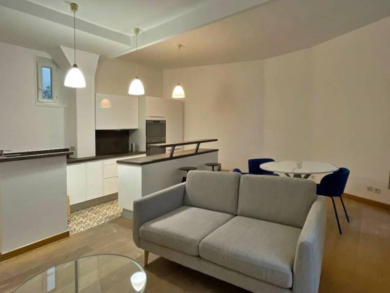 Maison à louer, 69m², PARIS 18E