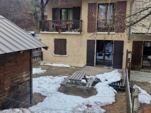 Appartement à vendre 244 000 € 3 pièces 2 chambres 60 m² Briancon Sud Briançon 05100