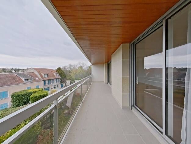 Appartement à louer 2 583 € 5 pièces 4 chambres 101 m² 1er étage Victor Hugo-Belvédère Saint-Germain-en-Laye 78100