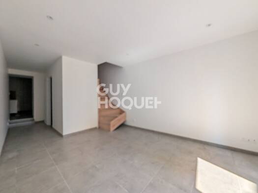 Maison à vendre 212 000 € 4 pièces 2 chambres 84 m² 36 m² de terrain Nord Entraigues-sur-la-Sorgue 84320