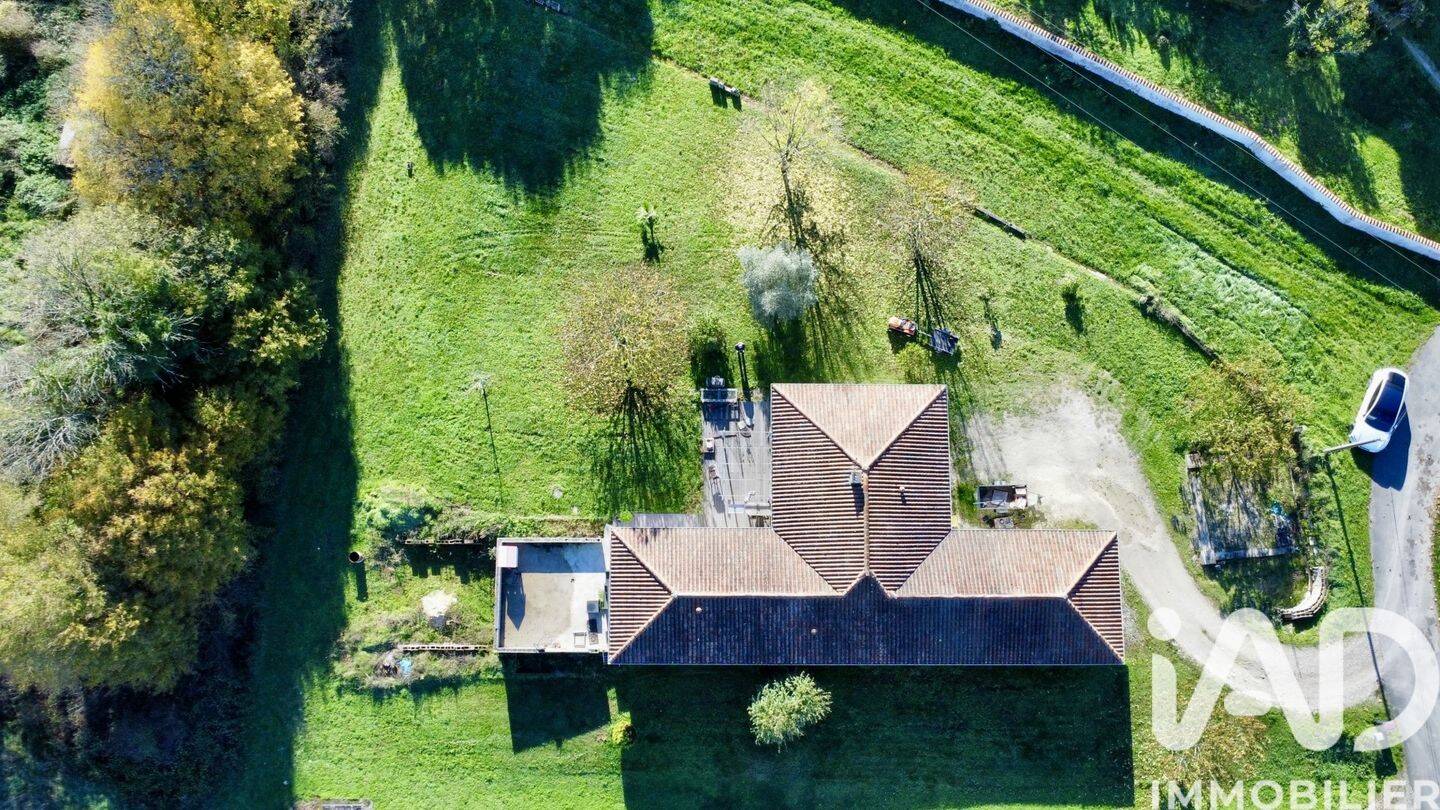 Maison à vendre, 145m², MOUTHIERS SUR BOEME