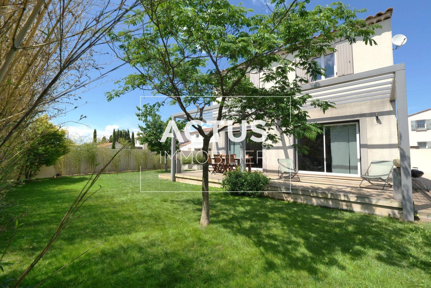 Maison à vendre, 101m², FONTVIEILLE