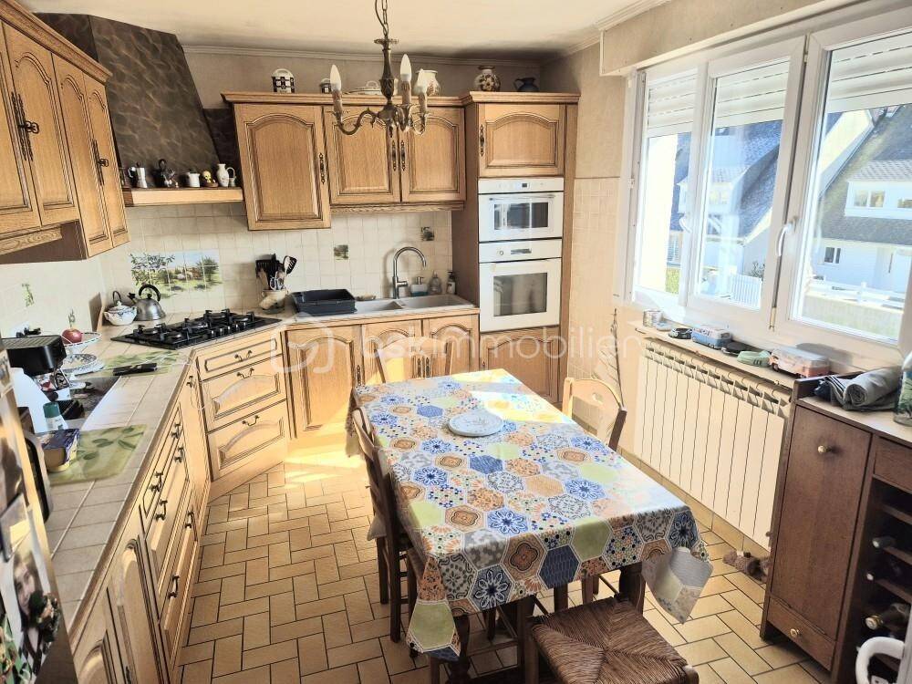 Maison à vendre, 136m², PORT EN BESSIN HUPPAIN