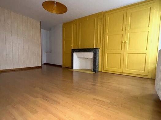 Appartement à vendre 165 000 € 3 pièces 2 chambres 73 m² Étage 2/3 Albertville 73200