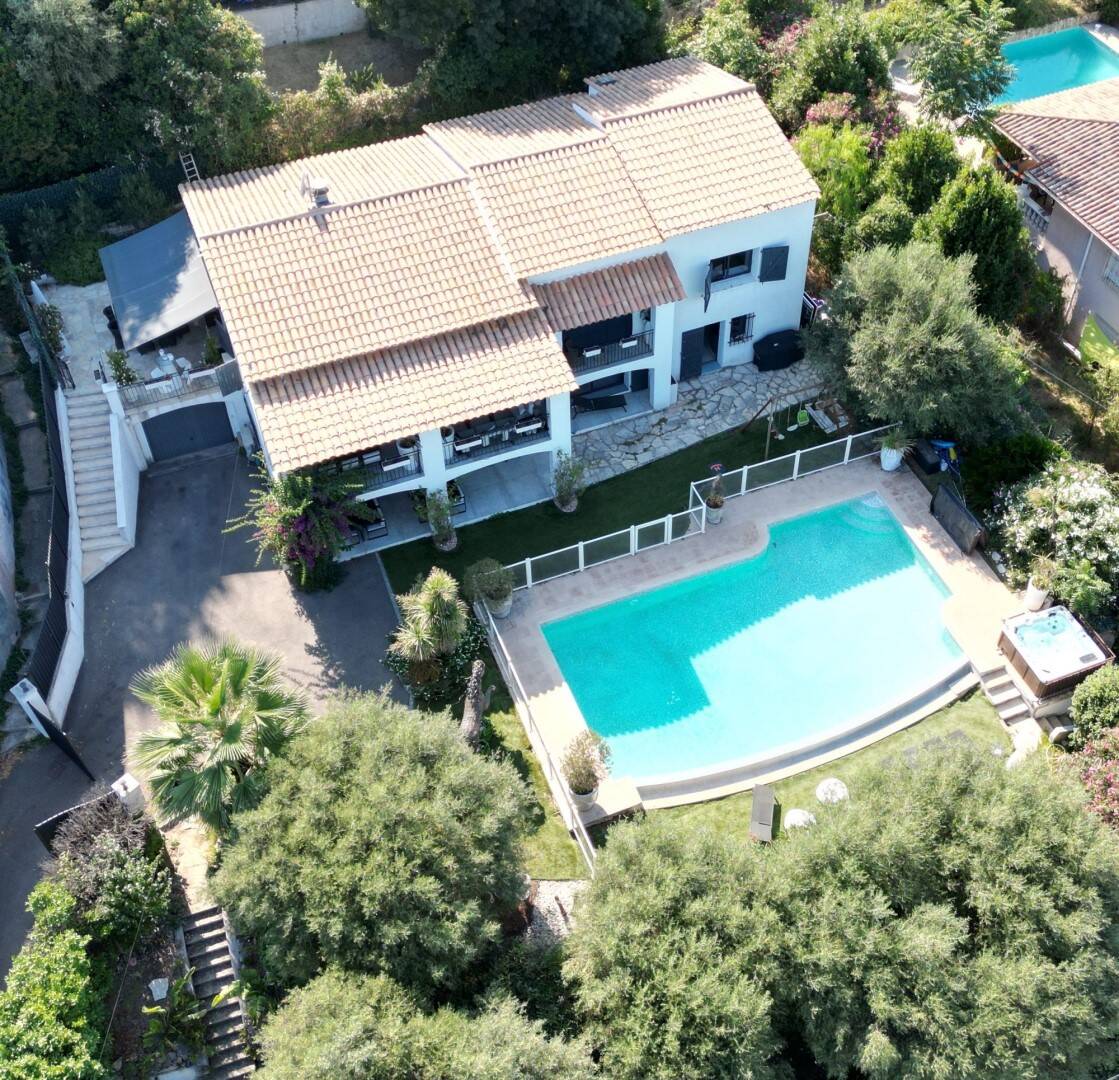 Maison à vendre, 241m², ANTIBES