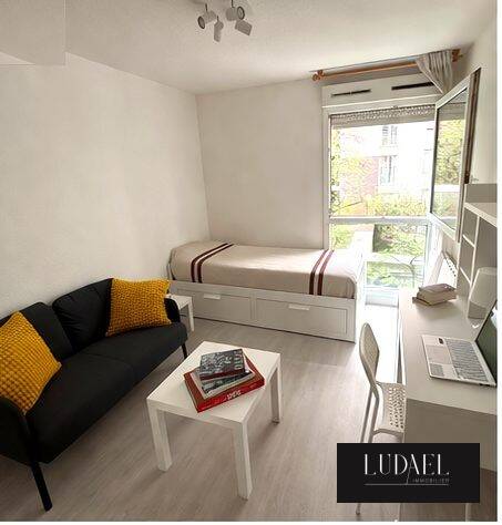 Maison à louer, 18m², COURBEVOIE