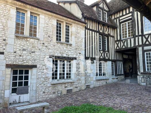 Maison à vendre 357 000 € 10 pièces 5 chambres 400 m² Pont de l Arche 27340