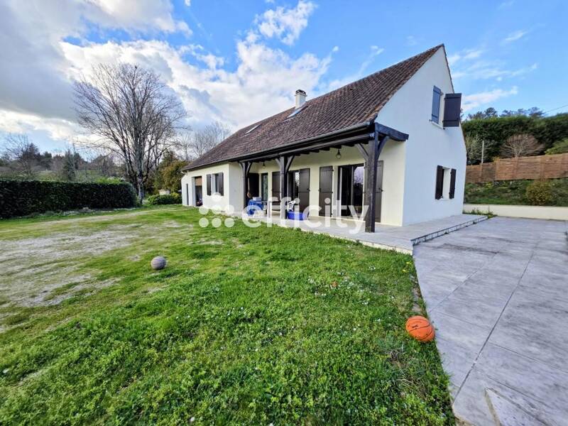 Maison à vendre, 151m², MARCILLAC SAINT QUENTIN