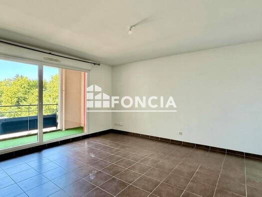 Appartement à vendre 177 000 € 3 pièces 2 chambres 69 m² Étage 2/4 Centre Ville Est Bourgoin-Jallieu 38300