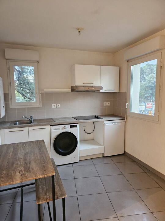 Maison à louer, 31m², TASSIN LA DEMI LUNE