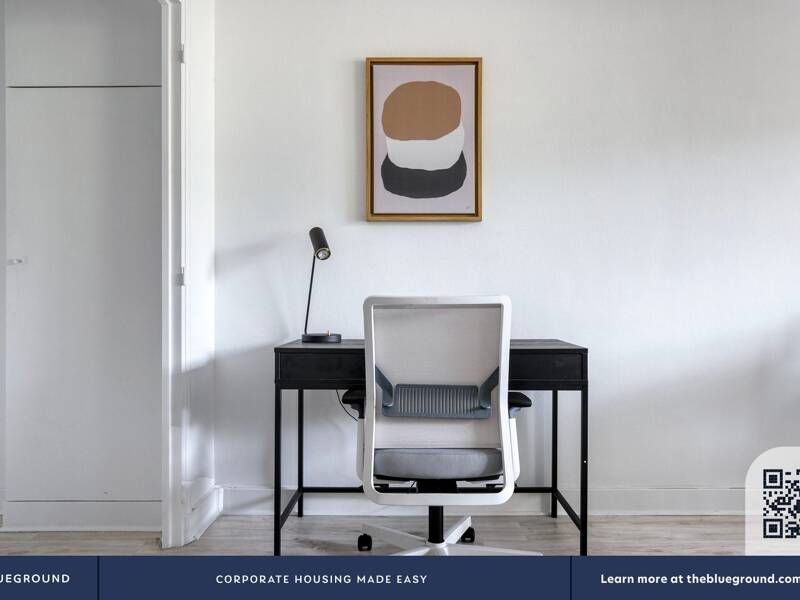 Maison à louer, 77m², PARIS 17E