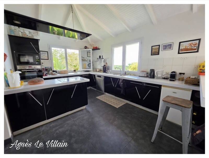 Maison à vendre, 151m², PETIT BOURG