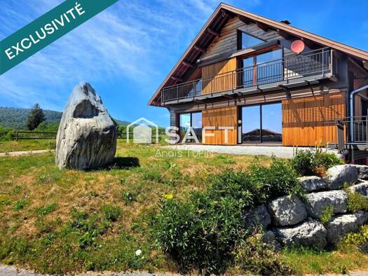 Chalet à vendre 474 000 € 5 pièces 3 chambres 160 m² 948 m² de terrain Saint-Pierre 39150