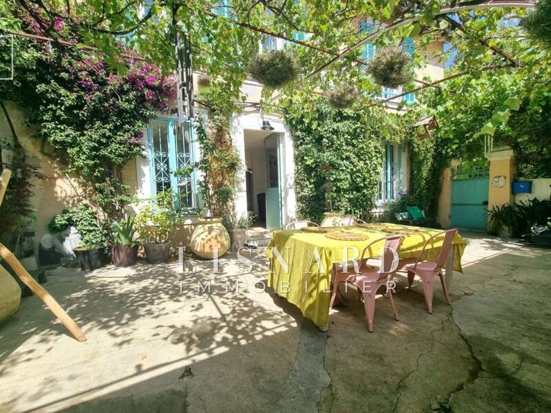 Maison à vendre, 150m², VALLAURIS