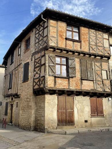 Maison à vendre 98 500 € 6 pièces 3 chambres 150 m² Montricoux 82800