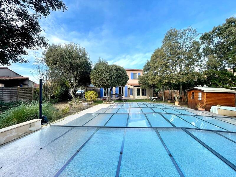 Maison à vendre, 135m², PEYROLLES EN PROVENCE