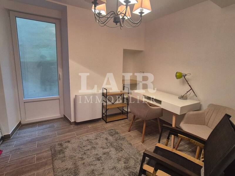 Maison à louer, 49m², SEES