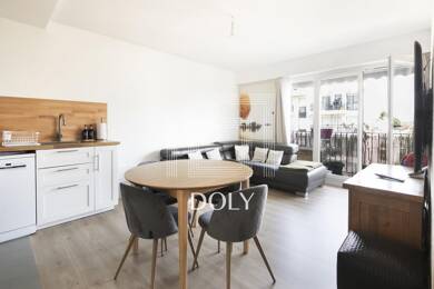 Appartement à vendre 336 500 € 3 pièces 2 chambres 59 m² Étage 3/5 Gabriel Péri-Estienne d'Orves Colombes 92700