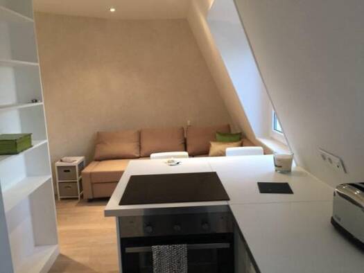 Appartement à louer 940 € 1 pièce 19 m² Étage 6/6 Montorgueil-Saint Denis Paris 2ème 75002