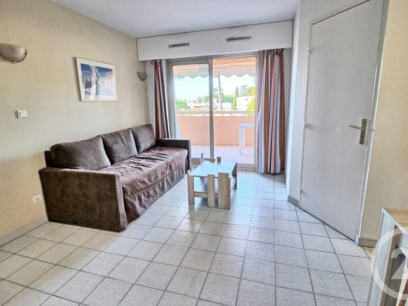 Maison à louer, 34m², GOLFE JUAN