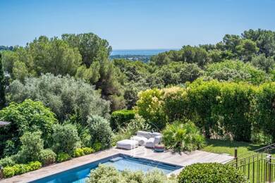 Villa à vendre 2 950 000 € 9 pièces 5 chambres 273 m² 3 000 m² de terrain Bois Fleuri-Chevre d'Or-Saint Philippe Biot 06410