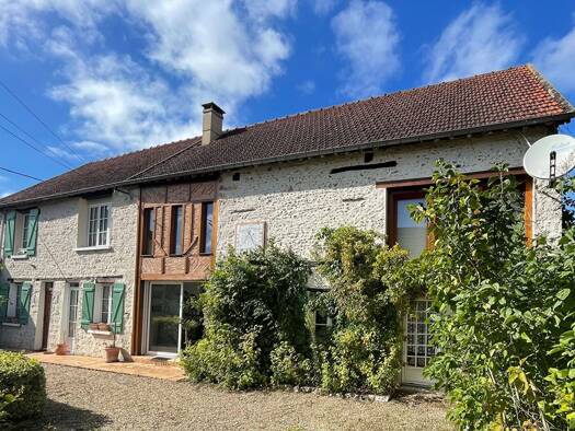 Maison à vendre 320 000 € 6 pièces 3 chambres 162 m² 385 m² de terrain Gommecourt 78270
