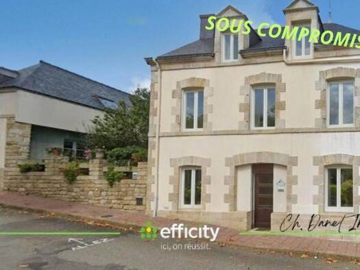 Maison à vendre 402 000 € 13 pièces 6 chambres 300 m² 331 m² de terrain Baud 56150
