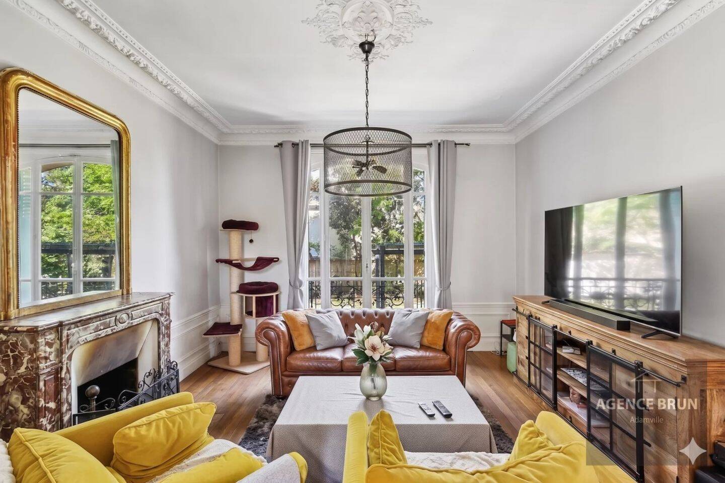 Maison à vendre, 200m², SAINT MAUR DES FOSSES