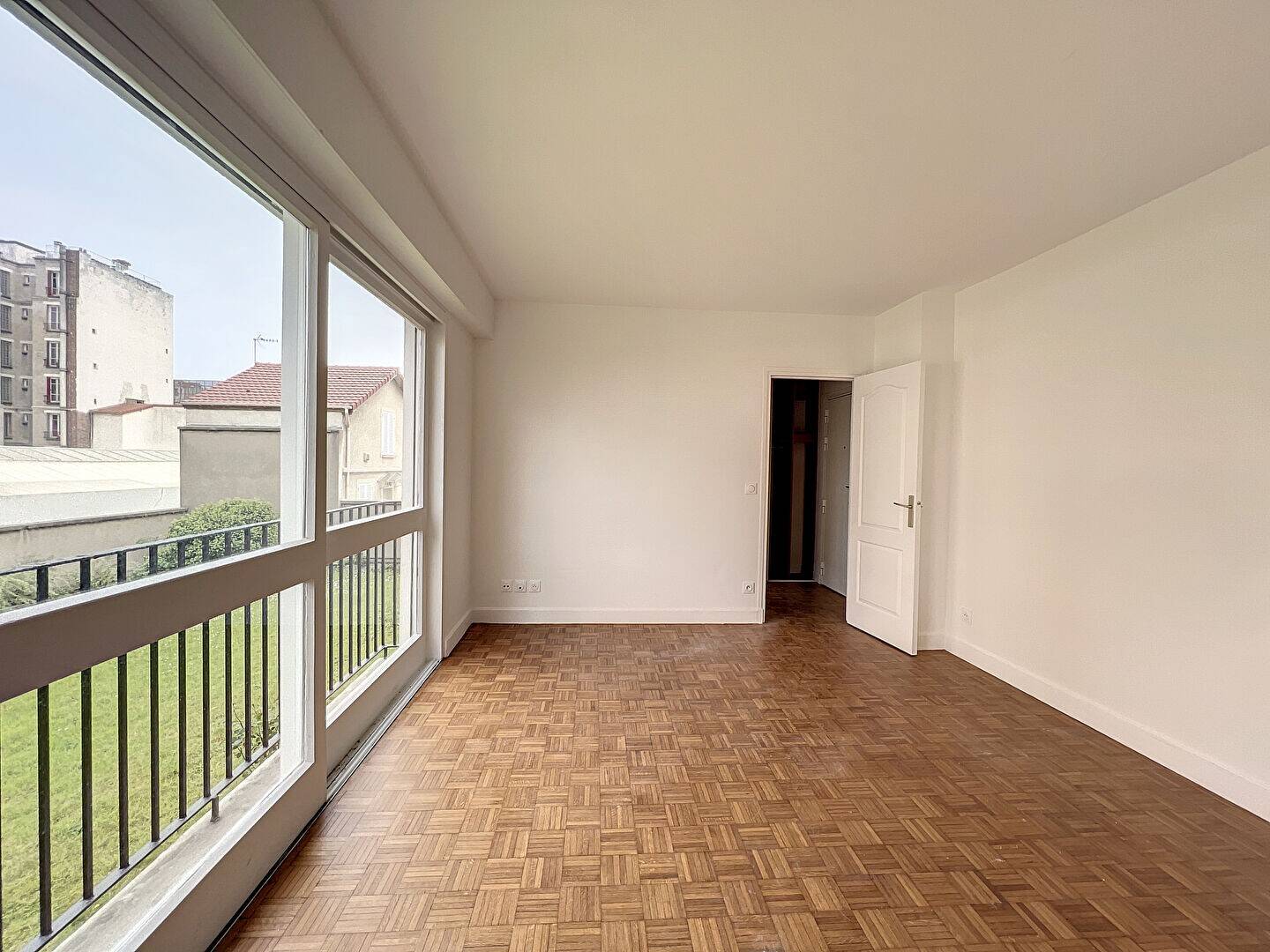 Maison à louer, 38m², COURBEVOIE