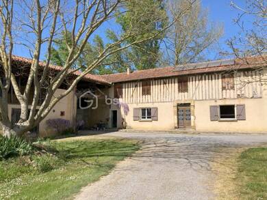 Ferme à vendre 189 000 € 4 pièces 3 chambres 145 m² 4 036 m² de terrain Duffort 32170