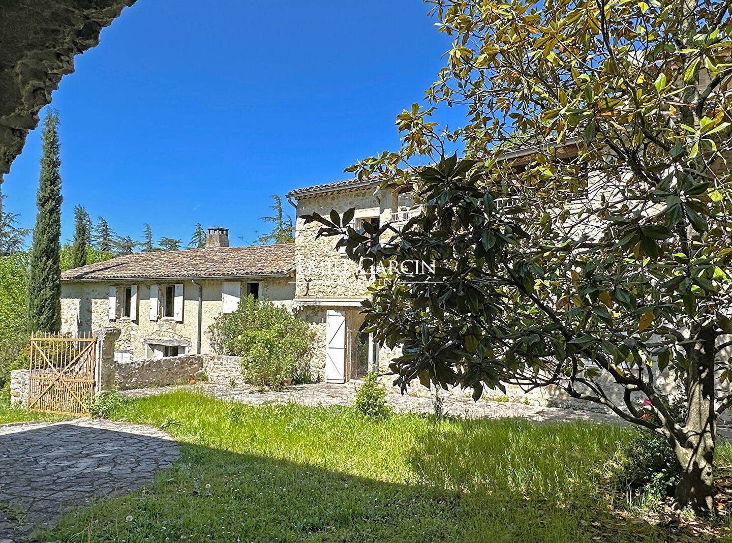 Maison à vendre, 380m², ROCHEFORT EN VALDAINE