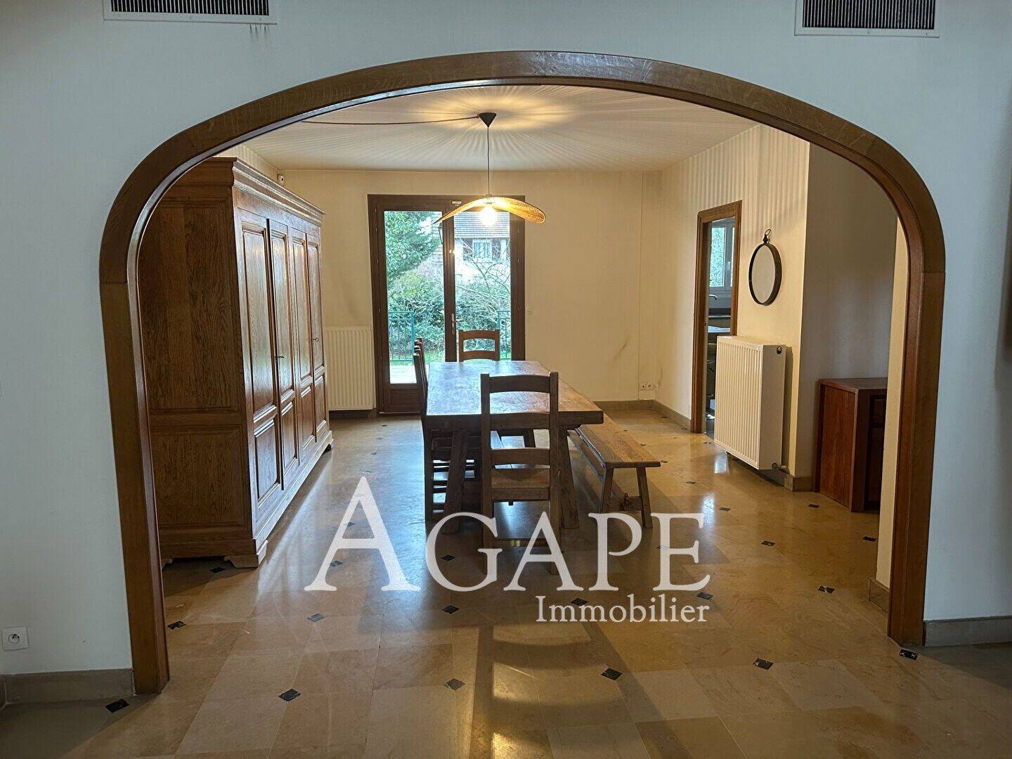 Maison à vendre, 188m², SAINT MAUR DES FOSSES