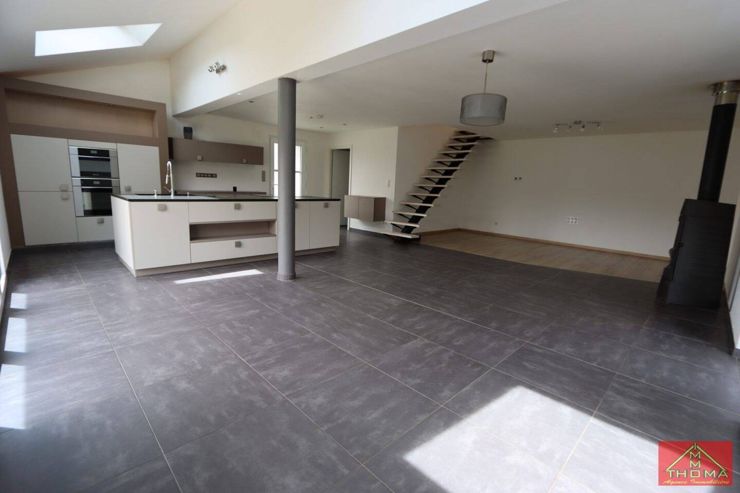 Maison à louer, 101m², FRAHIER ET CHATEBIER