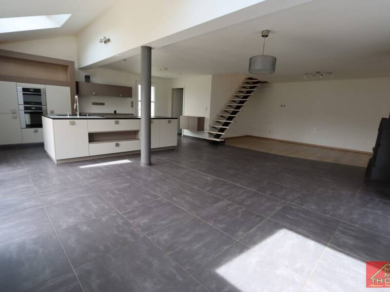 Maison à louer, 101m², FRAHIER ET CHATEBIER