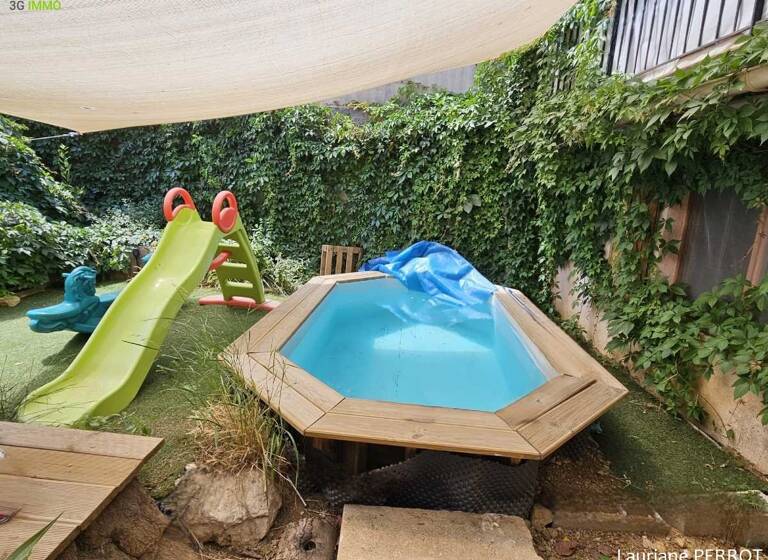 Maison à vendre 419 000 € 4 pièces 3<br/>chambres 99 m²<br/>superficie 130 m²<br/>terrain Saint Roch Nice 06300