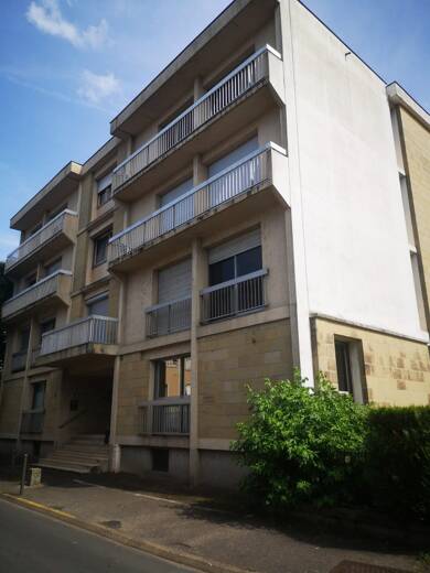 Immeuble à vendre 1 872 000 € 891 m² Brive-la-Gaillarde 19100