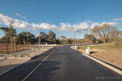 Terrain constructible à vendre 232 880 € 291 m² de terrain Saint-Brès 34670
