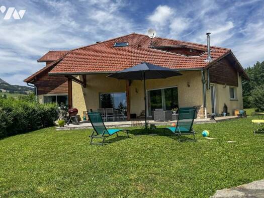 Maison à vendre 945 000 € 7 pièces 5 chambres 250 m² 2 500 m² de terrain Bayard Gap 05000