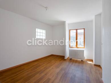 Maison de plain-pied à louer 1 200 € 3 pièces 2 chambres 52 m² Le Vieux Stains-Bordes Stains 93240