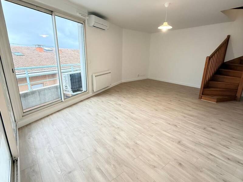 Maison à louer, 95m², MARSEILLE 5E