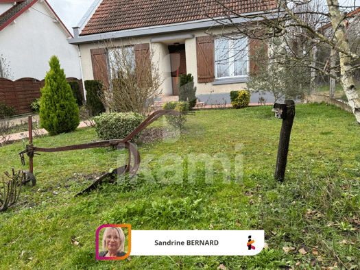 Maison de plain-pied à vendre 145 000 € 4 pièces 2 chambres 80 m² 1 051 m² de terrain Faubourg-Orléans-Paterne Romorantin-Lanthenay 41200